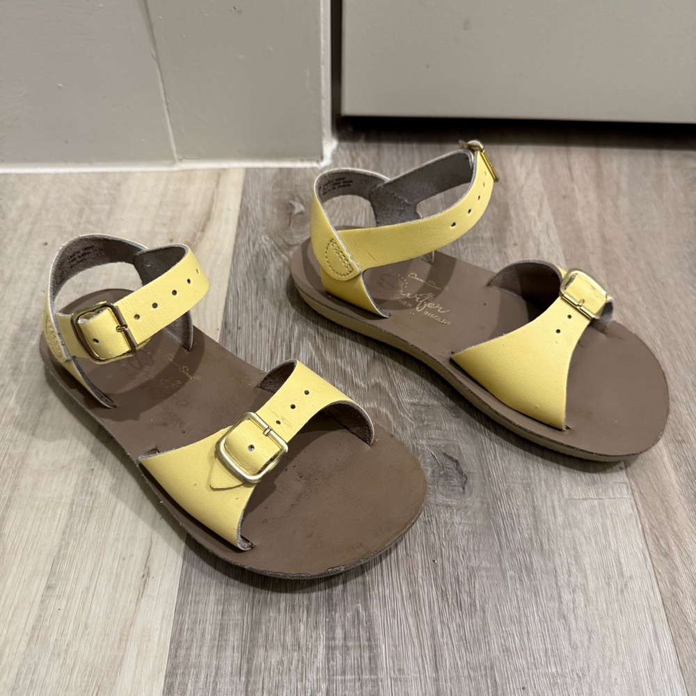 Saltwater Sandal Sun-San Surfer Butter Yellow Kids Sandals